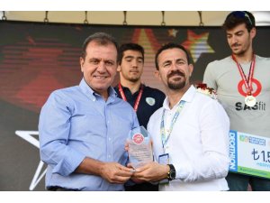 Seçer: "En büyük hedefimiz, Mersin’i spor, kültür ve sanat kenti yapmak"