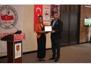 Milletvekili Erol’a "Yılın Milletvekili" ödülü