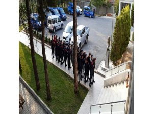 4 ilde eş zamanlı organize mülteci kaçakçılığı operasyonu