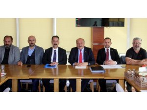 AK Parti Erzincan Milletvekilleri Karaman ve Çakır, gazetecilerle bir araya geldi