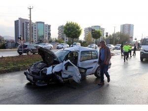 Sivas'ta trafik kazası: 4 yaralı