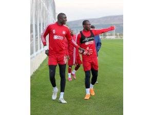Rıza Çalımbay: "Antalyaspor maçı Galatasaray maçından zor"