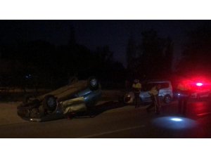 Gemlik’te otomobil ile traktör çarpıştı: 2 yaralı