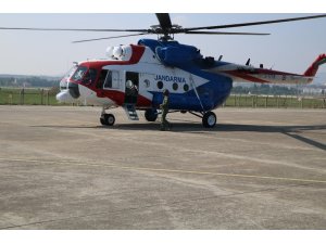 Balıkesir’de helikopterle havadan trafik denetimi