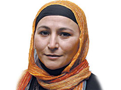 CHP'ye türbanlı Taraf milletvekili