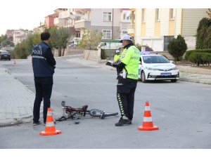 Hafif ticari aracın çarptığı bisikletli çocuk ağır yaralandı