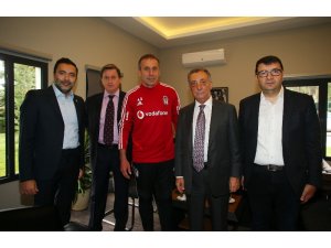 Ahmet Nur Çebi’den Avcı’ya ziyaret