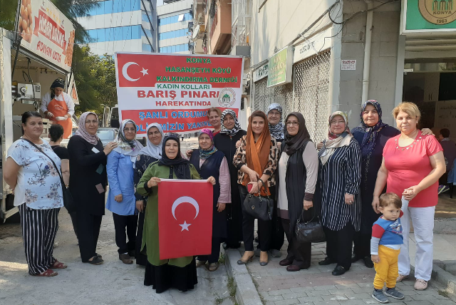 Konyalılardan asker ve polislere destek