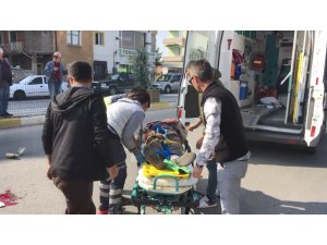 Otomobilin çarptığı bisiklet sürücüsü yaralandı