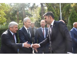 "1 milyon Suriyelinin huzurlu yaşayacakları projeyi gerçekleştirmek istiyoruz"