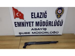 Maske takıp tüfekle saldırmıştı, yakalanıp tutuklandı