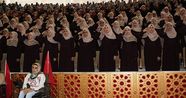 Konya'da 254 kız öğrenci "Hafızlık İcazet Belgesi" aldı