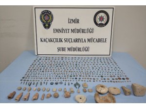İzmir’de 496 adet tarihi eser ele geçirildi