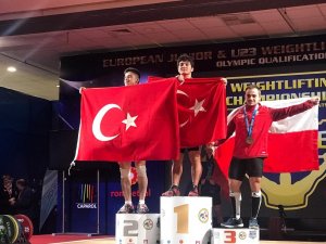 Milli halterci Romanya’da tarih yazdı