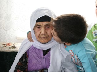 Beş kuşak bir arada