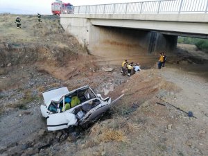 Yozgat’ta otomobil köprüden düştü: 1 yaralı