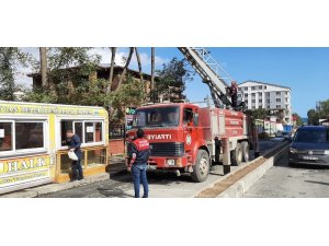 Tatvan’da karga kurtarma operasyonu