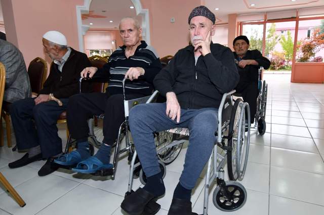 Huzurevi’nde Kimlik Kartı Müracaatları alındı