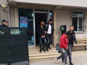 Uyuşturucu satıcıları kıskıvrak yakalandı