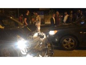 Siirt’te iki araç çarpıştı: 4 yaralı