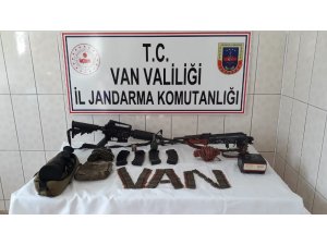 Van’da silah, mühimmat ve yaşam malzemesi ele geçirildi