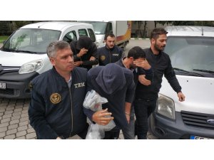 Samsun’da DEAŞ’tan 3 kardeş adliyeye sevk edildi