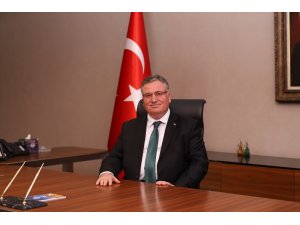 Gaziantepli halıcılar Barış Pınarı Harekatı için halı dokudu