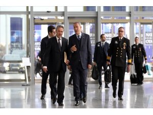 Bakan Akar, NATO Karargahında