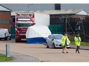 İngiltere’de bir tırda ölü bulunan 39 kişinin kimlikleri belli oldu