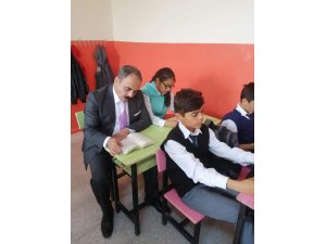 Yunak’ta Muhtarlardan örnek davranış