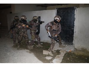 Adana’da DEAŞ operasyonu: 9 gözaltı