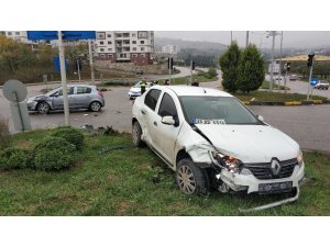 Samsun’da otomobiller çarpıştı: 4 yaralı