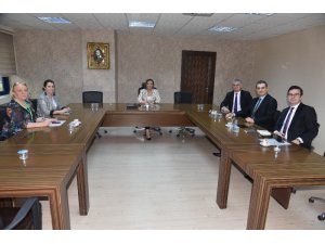 Araç alımı konusunda Başkan Hürriyet’e sunum yapıldı