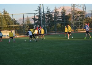 Keçiborlu Belediyespor galibiyet peşinde