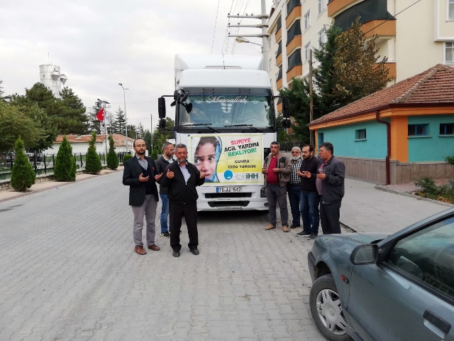 Çumra halkından Suriye’ye kardeşlik eli