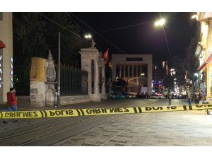 İstiklal Caddesi’nde şüpheli paket alarmı