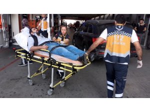 Minibüste uyuşturucu içti, krize girdi