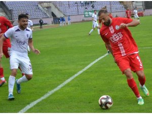 TFF 3. Lig:  Yeni Orduspor: 1 - Serik Belediyespor: 3