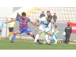 TFF 2. Lig: Niğde Anadolu FK: 1 - Sakaryaspor: 2