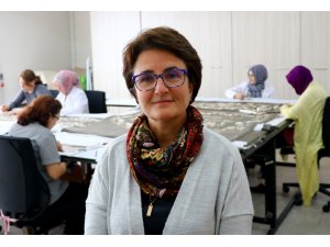 Osman Gazi Türbesi'nin sanduka örtüsü yeniden hayat buluyor