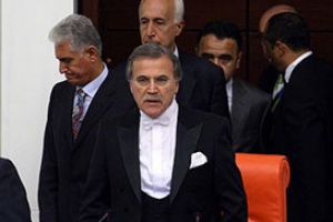 "Ne yapacaksın, vurdurtacak mısın?"