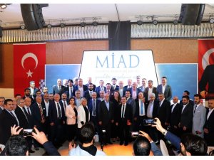 MİAD’ta Yunus Akdaş, güven tazeledi