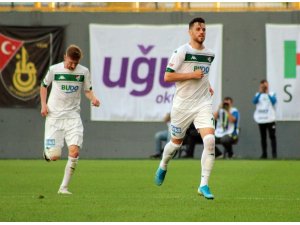 Bursaspor İstanbul takımlarına karşı galibiyeti hatırladı