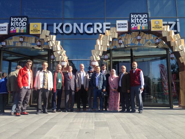 Yunaklı yazarlar okurlarıyla buluştu