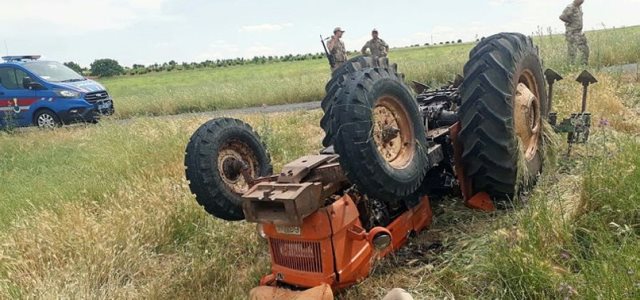 Konya'da traktörün altında kalan çocuk öldü