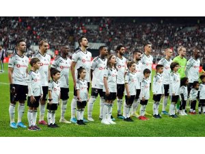 Beşiktaş’ta bu sezon 24 farklı isim ilk 11’de sahaya çıktı