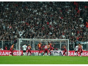 Galatasaray bu sezonki ikinci yenilgisini aldı