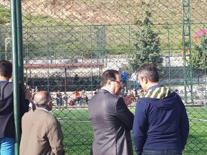 Fenerbahçe Başkanı Ali Koç Gülensu’da altyapı maçı izledi