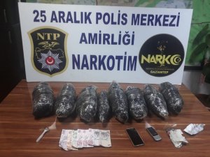 Araçtan uyuşturucu çıktı, sürücü gözaltında