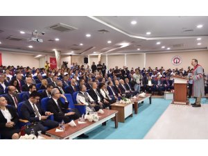 İskenderun Teknik Üniversitesi’nden, TOBB Başkanı Hisarcıklıoğlu’na fahri doktora